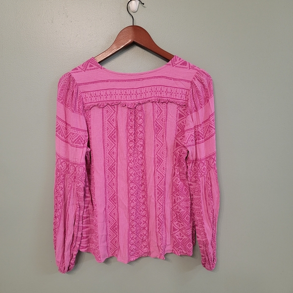 Bob Womens Top V Neck Pullover Size Large Boho Artsy Aztec Fuschia Pink - Picture 8 of 9